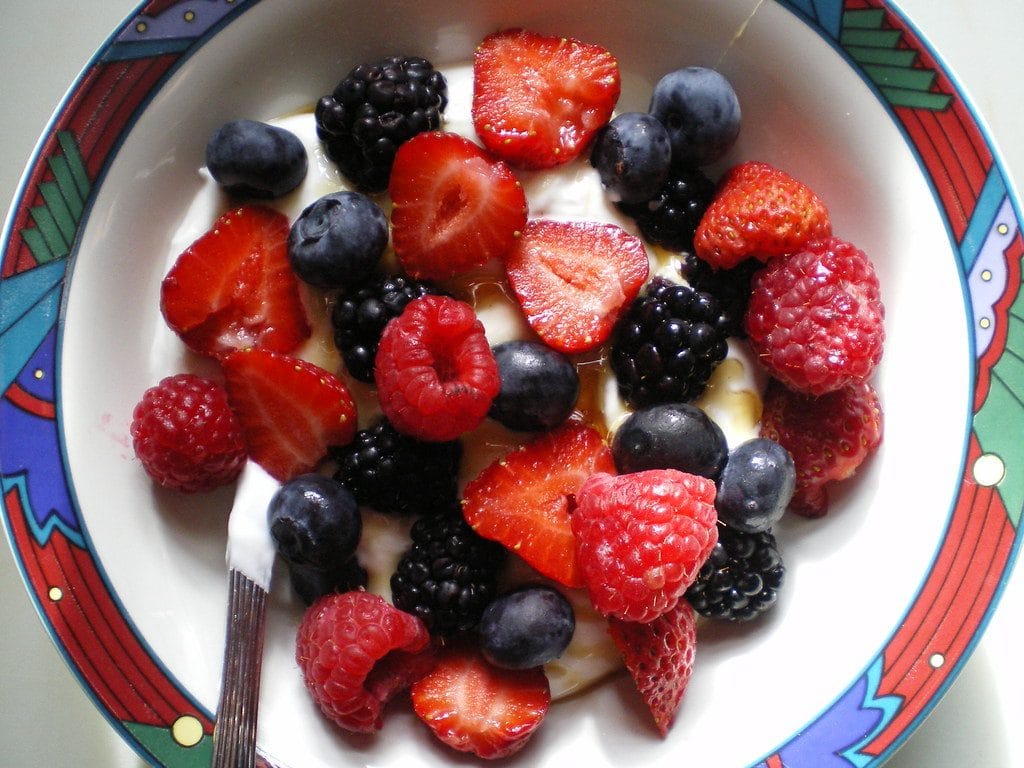 tigela de frutas saudável